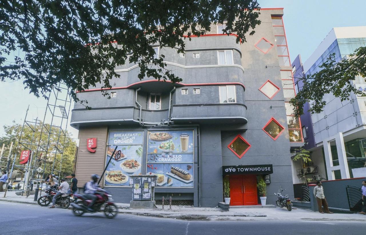 Townhouse Chic 364 Richmond Road Near Cubbon Park Hotel Bangalore Bagian luar foto
